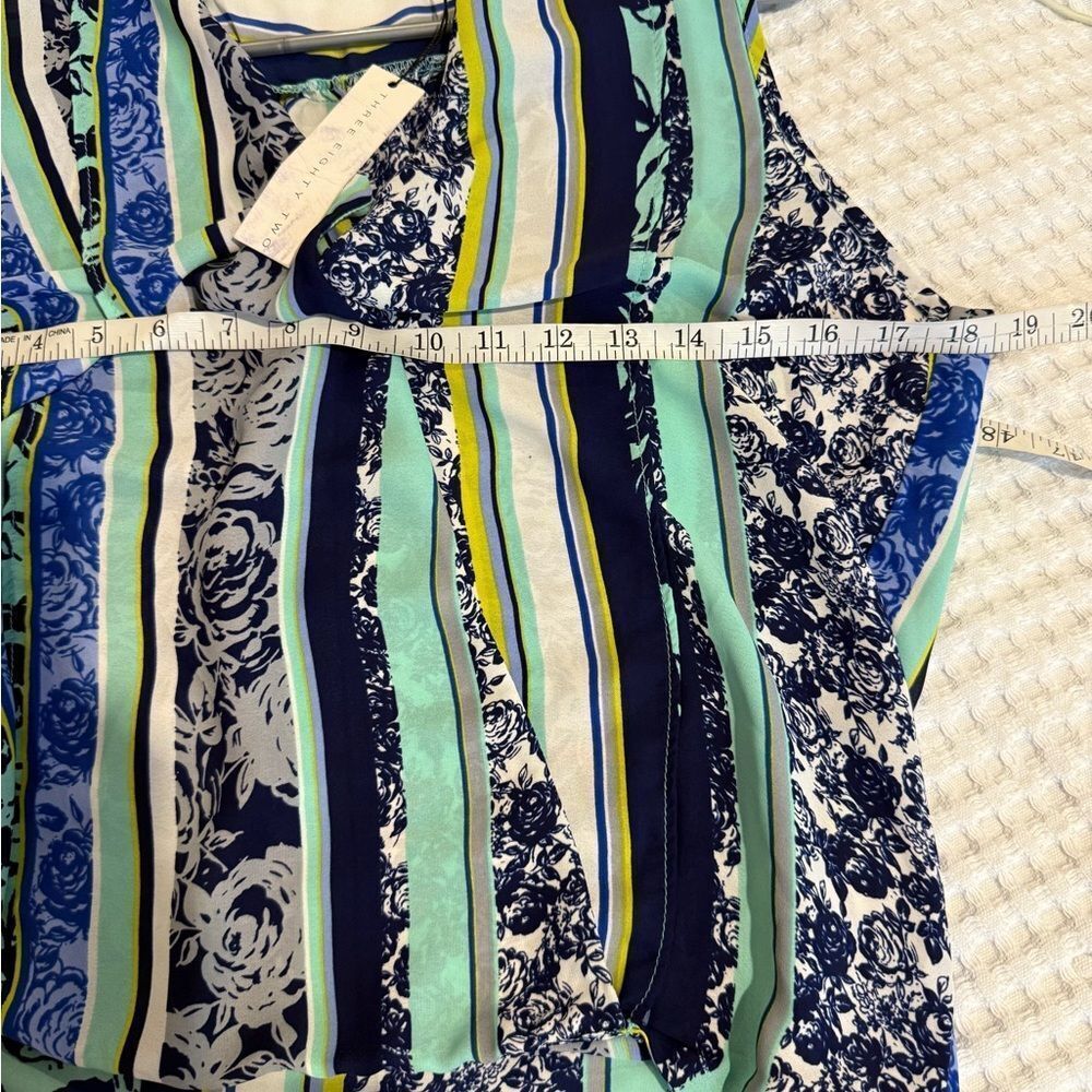 New Three Eighty Two Striped Floral Sleeveless Top - Picture 5 of 6